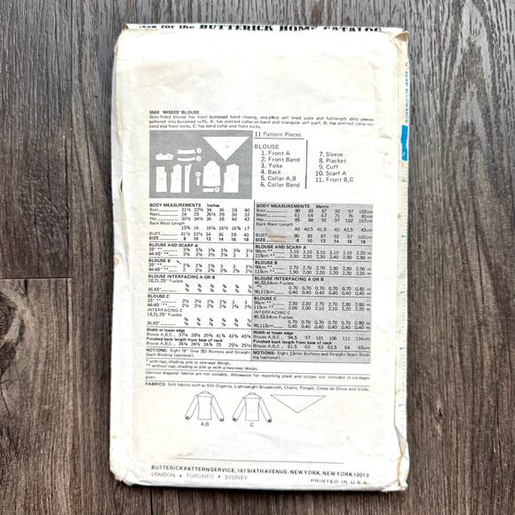 Vintage 1970s Butterick 5569 Sewing Pattern Womens Size S Set of Tops COMPLETE - Picture 2 of 2